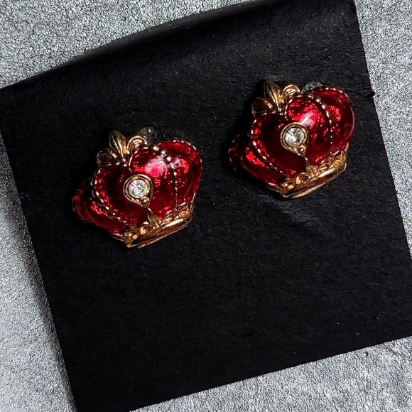 Cross Pendant Crown Jewels w/ Dangling Charms (C) - Picture 14 of 16